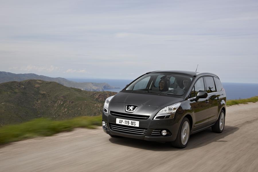  Peugeot 5008 2009 года  (фото 44 из 122)